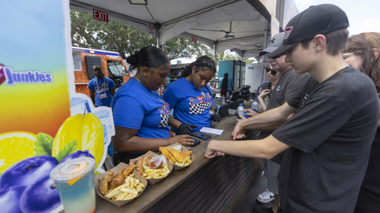 'Ha sido fenomenal para nosotros': cómo el Gran Premio de Miami asocia restaurantes locales para beneficiar a la comunidad