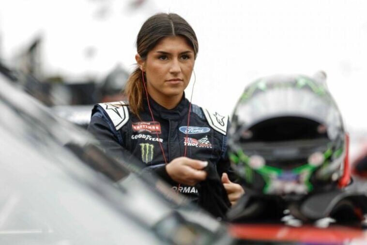 Hailie Deegan golpea la transmisión de FOX después del incidente de Darlington