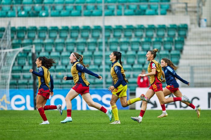 Spain v England UEFA Women