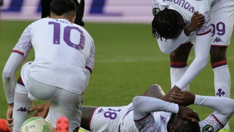 Vídeo: La Fiorentina sancionó un 'polémico' penalti para igualar (1-1) ante el Club Brujas