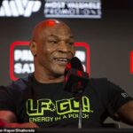 Mike Tyson ha afirmado extrañamente que Jake Paul una vez le dio 'una erección' cuando solo tenía 16 años.