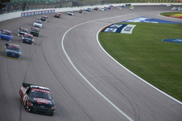 Chase Purdy en Kansas Speedway - Serie de camionetas de NASCAR