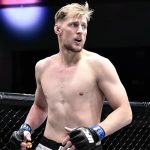 Alexander Volkov derrota a Sergei Pavlovich en una pelea unilateral