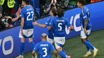 Bastoni confía en que "la alquimia crecerá" con su compañero italiano Calafiori en la EURO 2024