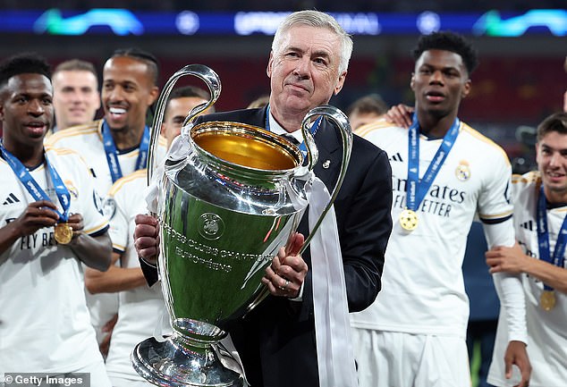 Carlo Ancelotti levantó su quinta Liga de Campeones como entrenador cuando el Real Madrid venció al Borussia Dortmund.
