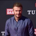 David Beckham mostró su dedicación a la marca de relojes Tudor el martes mientras asistía a la primera inauguración de la tienda de relojes en Barcelona.