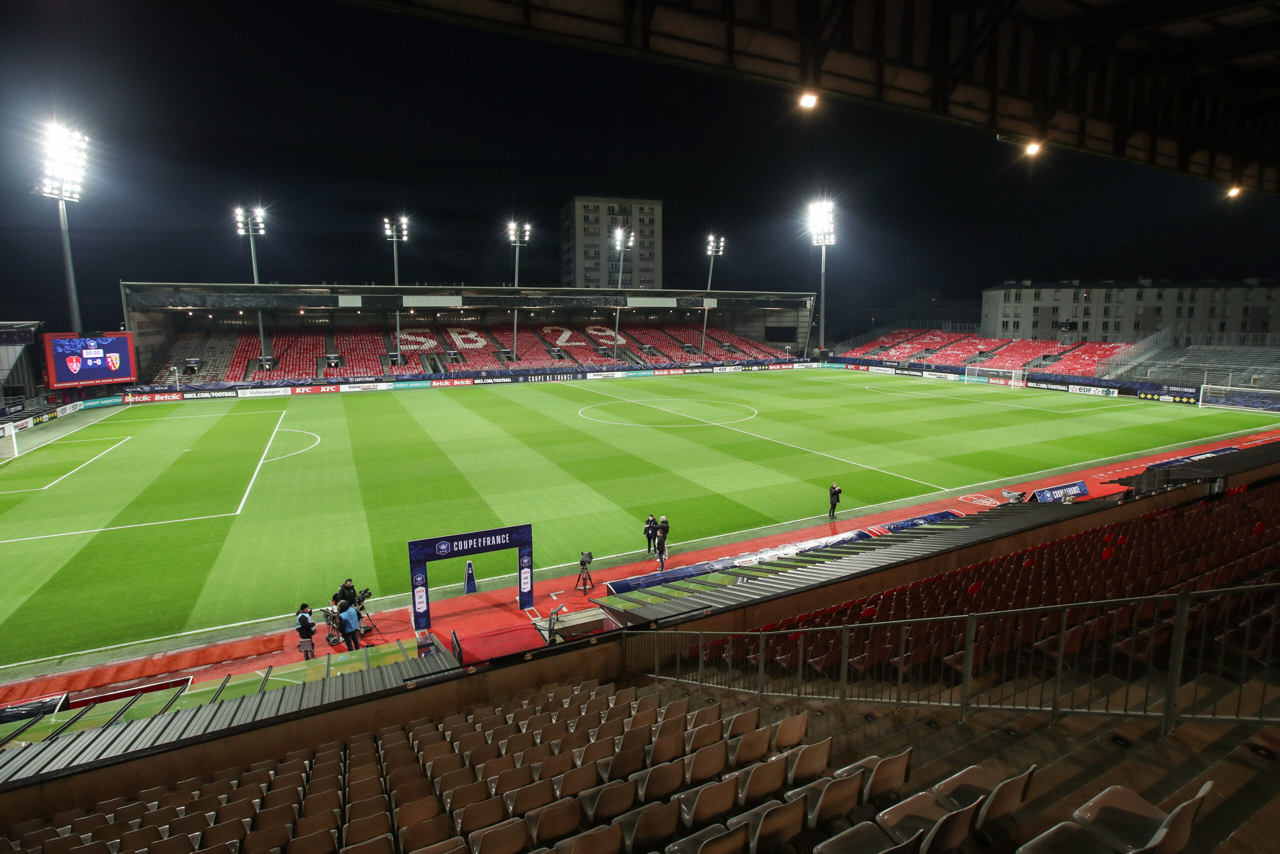 Su estadio, el Stade Francis Le Ble, no ha sido considerado apto para albergar competiciones de la UEFA.