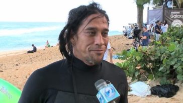 El legendario surfista y salvavidas de North Shore, Tamayo Perry (49), murió en un ataque de tiburón en el lado NE de Oahu al mediodía del domingo...