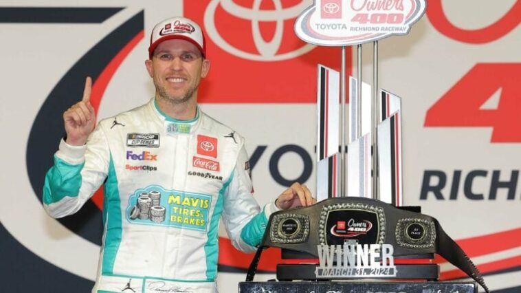 Denny Hamlin en el carril de la victoria - Richmond Raceway - NASCAR Cup Series (1)