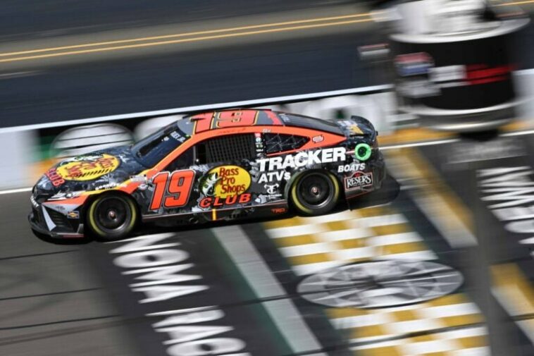 Martin Truex Jr gana - Sonoma Raceway - NASCAR Cup Series