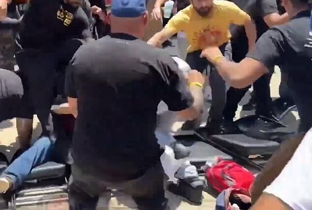 Estalló una pelea entre los campamentos de Nate Díaz y Jorge Masvidal durante una rueda de prensa en Anaheim.