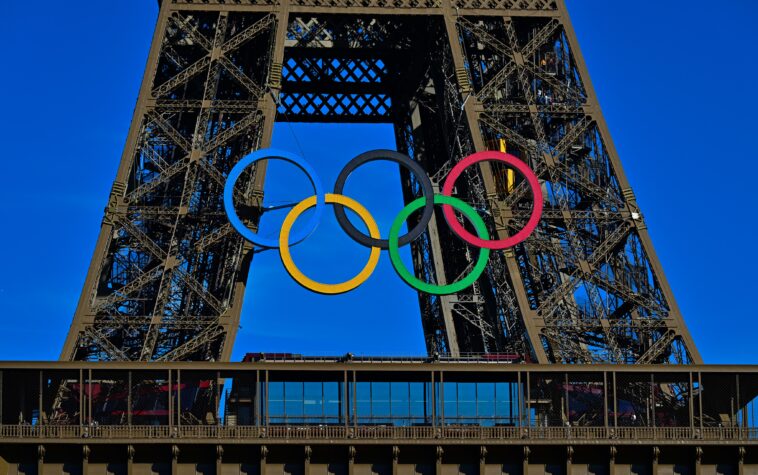 La medalla olímpica de ciclismo reasignada de Gran Bretaña a Francia 124 años después del evento