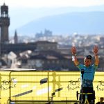 La presentación de los equipos del Tour de Francia en Florencia revela las nuevas equipaciones de los equipos y los campeones nacionales - Galería
