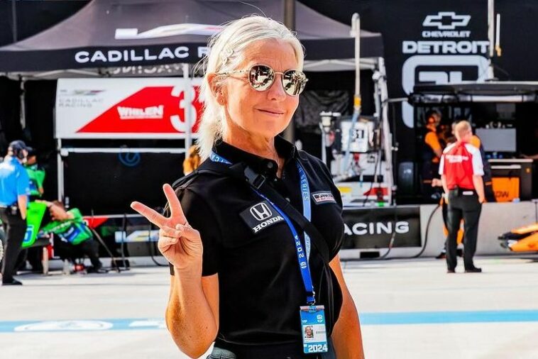 Physio Cullen vuelve al podio en IndyCar