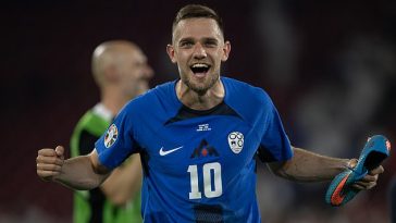Southampton y Leicester City muestran interés por el centrocampista esloveno Timi Max Elsnik