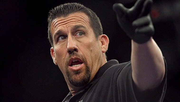 'Tank' Abbott destroza a John McCarthy, 'Big John' responde