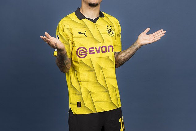 La sonrisa de Jadon Sancho es vista como la clave para alcanzar su mejor forma en el Borussia Dortmund