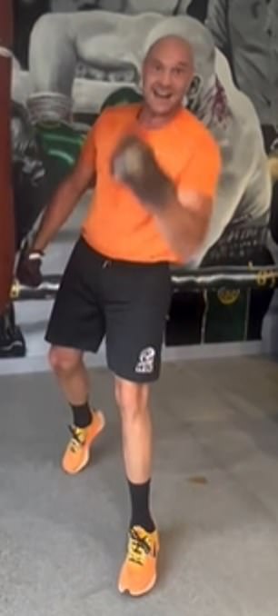 Tyson Fury ha cerrado afirma que su revancha con Oleksandr Usyk podría estar en peligro al compartir un video de él mismo en el gimnasio.