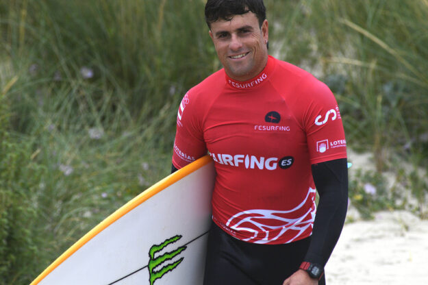 CANARIAS CAMPEONA DE ESPAÑA DE SURF POR AUTONOMÍAS - SURFER RULE •...