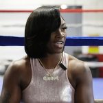 Claressa Shields se ha enfadado por la decisión de permitir que dos luchadoras que no pasaron las pruebas de género compitan contra mujeres en los Juegos Olímpicos de París