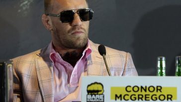 El ex campeón de la UFC Conor McGregor es copropietario de la promoción de boxeo a puño limpio BKFC