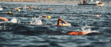 Cuatro eventos icónicos de natación en aguas abiertas: desafíos únicos en Europa, Asia y el Caribe