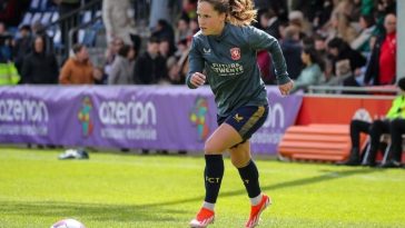 Marisa Olislagers signs for Brighton