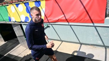 El Milan presiona por Pavlovic y le hace una oferta de contrato