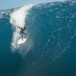 El viaje olímpico del surf hacia la impresionante ola Teahupo'o de Tahití | NBC Sports