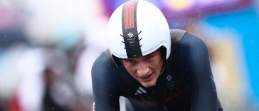 'Es difícil recuperar el ritmo': un doloroso pinchazo le cuesta a Josh Tarling una medalla en la contrarreloj de los Juegos Olímpicos de París