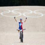 Juegos Olímpicos de París: Pauline Ferrand-Prévot consigue el oro en bicicleta de montaña cross-country femenino para Francia