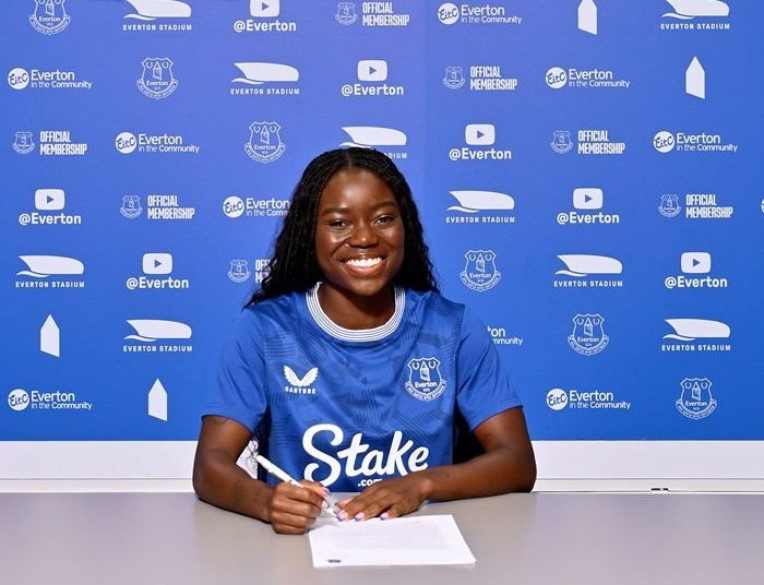 La internacional nigeriana Toni Payne firma un acuerdo con el Everton Femenino