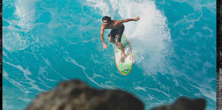 La serie de películas de surf de verano de HIC presenta “Caveheart”