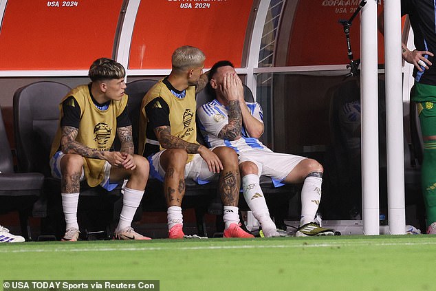Leo Messi lloró tras lesionarse el tobillo derecho en la final de la Copa América ante Colombia