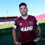 Toto Salvio firmó por dos años con Lanús