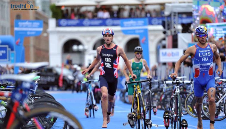 Campeonato Mundial de Triatlón de Relevos Mixtos ITU de Mark Buckingham en Hamburgo 2015