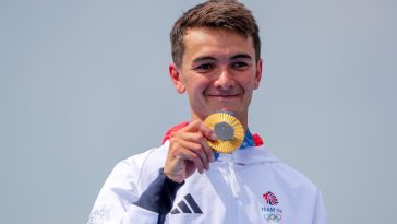 Medalla de Alex Yee en los Juegos Olímpicos de París 2024