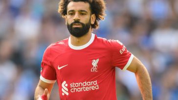 A Salah le queda un año de contrato con el Liverpool