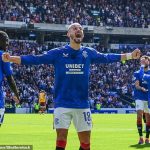 Vaclav Cerny celebra su gol tras dar a los Rangers una ventaja de 2-1 en Hampden