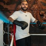 La ex estrella del Leicester City, Danny Simpson, se prepara para hacer su debut en el boxeo