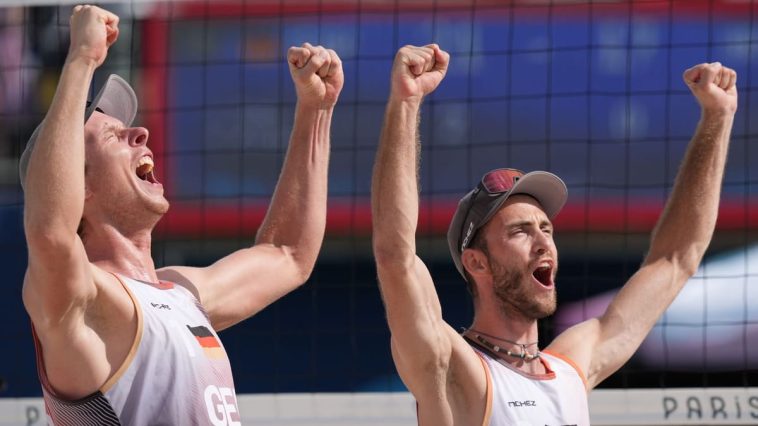 Deutsches Beachvolleyball-Duo nach Coup auf Medallenkurs