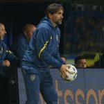 Diego Martínez, con la pelota en pleno partido. (Foto: Marcelo Carroll)