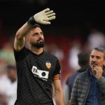 El Liverpool ficha a Mamardashvili y lo deja un año en el Valencia