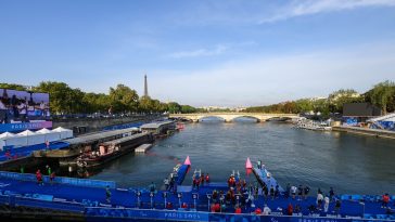 Primer día de familiarización con la natación en para triatlón, París 2024. Crédito de la fotografía: World Triathlon