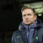 LONDRES, INGLATERRA - Miércoles 24 de enero de 2024: Pepijn Lijnders, entrenador de desarrollo del primer equipo del Liverpool, antes del partido de vuelta de las semifinales de la Copa de la Liga de Fútbol entre el Fulham FC y el Liverpool FC en Craven Cottage. (Foto de David Rawcliffe/Propaganda)