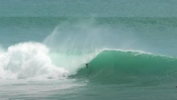 Mason Ho, Clay Marzo y más puntuación profesional Magic Padang Padang