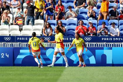 Mayra Ramírez pone a soñar a Colombia frente a España: vea golazo