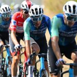 'No hemos hecho absolutamente nada malo': el Decathlon AG2R defiende a Carapaz del incidente de la Vuelta a España