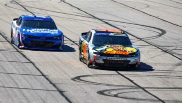 Josh Berry y Denny Hamlin - Serie NASCAR Xfinity - Autódromo Darlington (1)