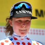 Puck Pieterse pierde la oportunidad de conseguir el maillot amarillo tras un accidente en el Tour de France Femmes